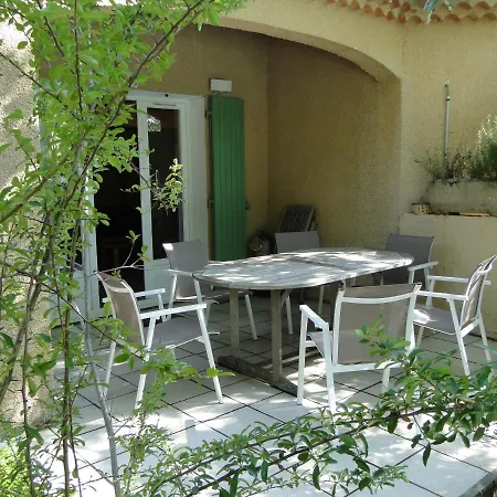 Basilic Avec Piscine En Sud Ardeche 펜션 *